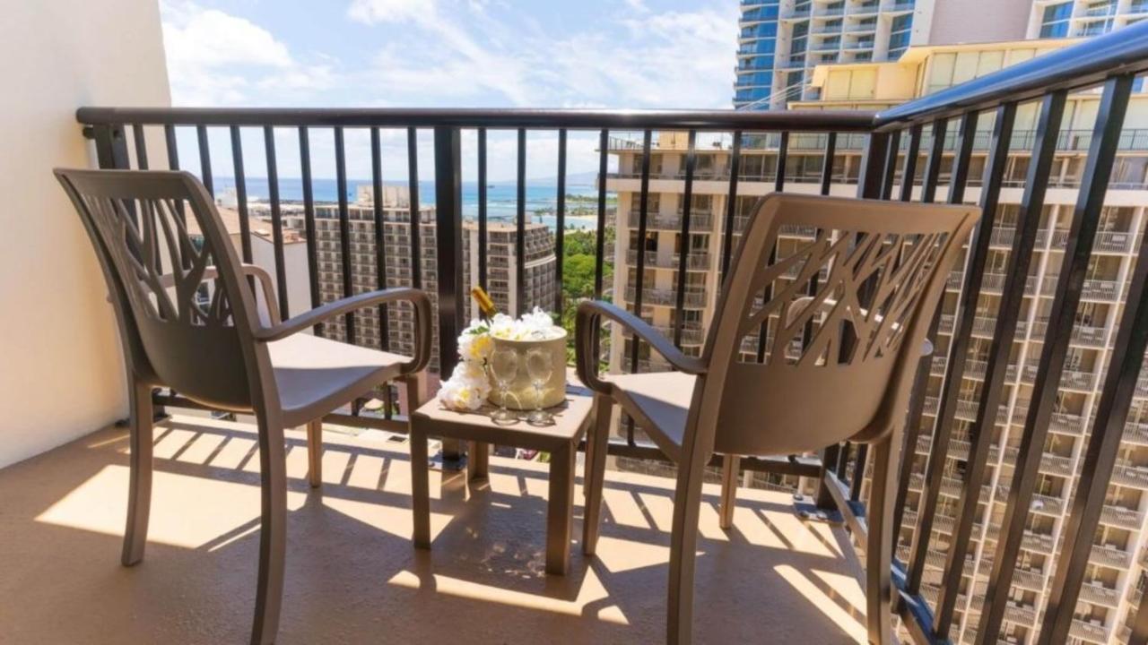 Private Condos In Waikiki, Private Car Rental Included, Beach Gear And Camping Gear Honolulu Exterior foto